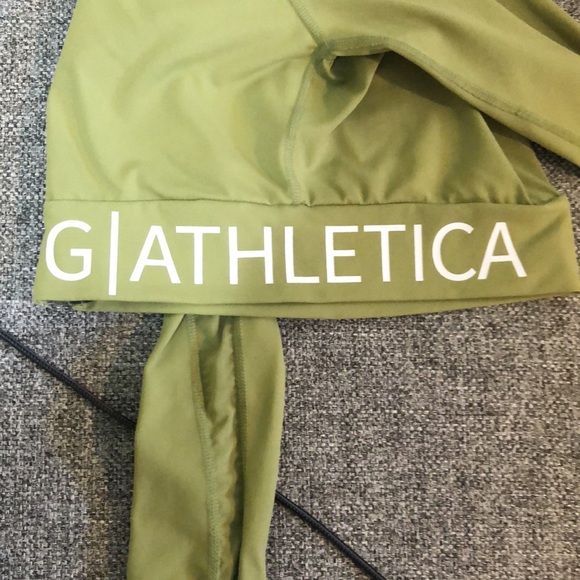 Work out top - Picture 2 of 2